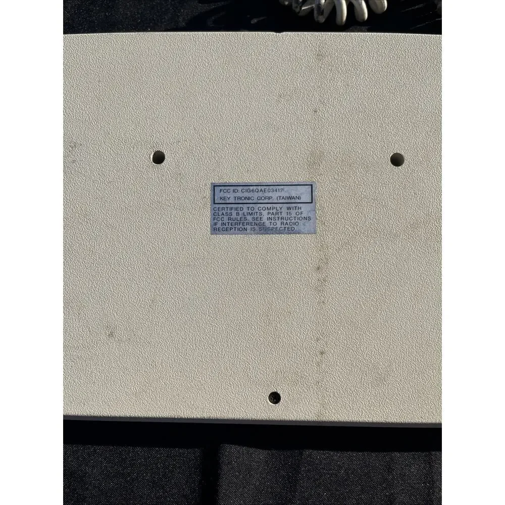 Vintage Novell 101-Key Keyboard Model 31984 Beige Mechanical Computer Keyboard